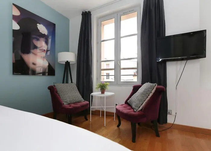 Apartment 402 - Elegant Et Confortable A 5 *
