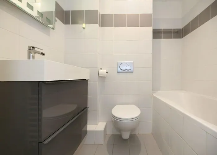 402 - Elegant Et Confortable A 5 *