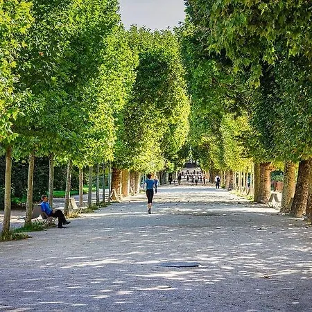 402 - Elegant Et Confortable A 5 *