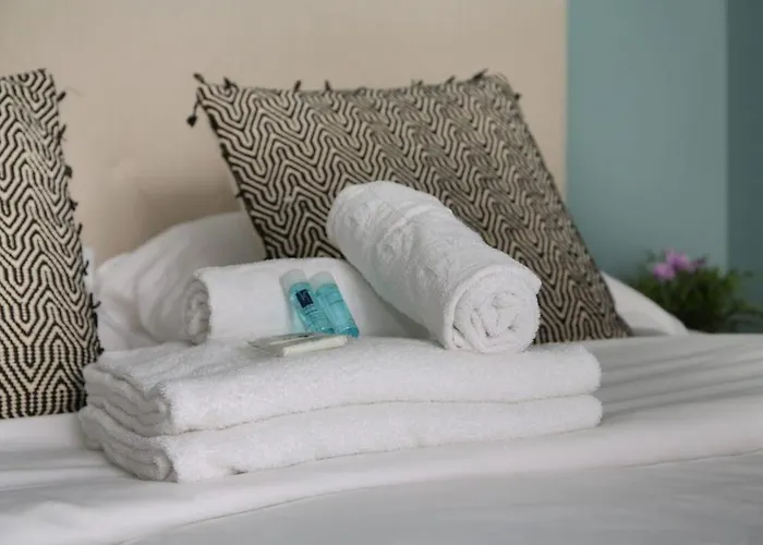 402 - Elegant Et Confortable A 5 Apartamento *